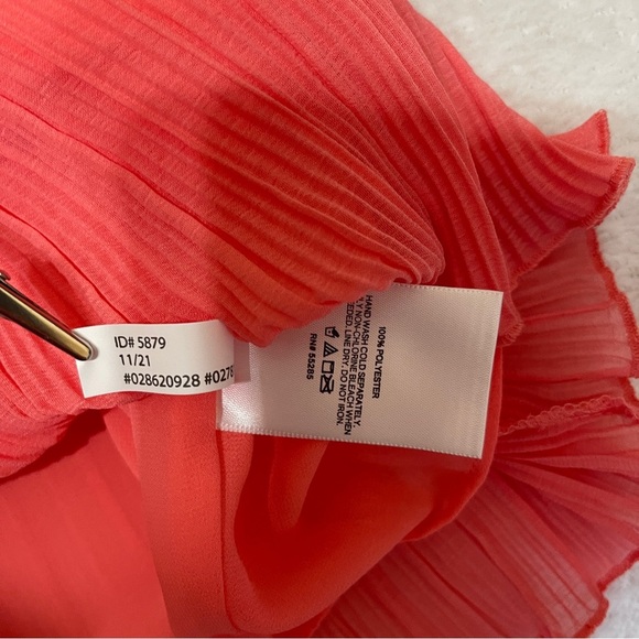 NWT Express Coral Pink Off the Shoulder Ruffle Tiered Lightweight Summer Blouse - Picture 8 of 12